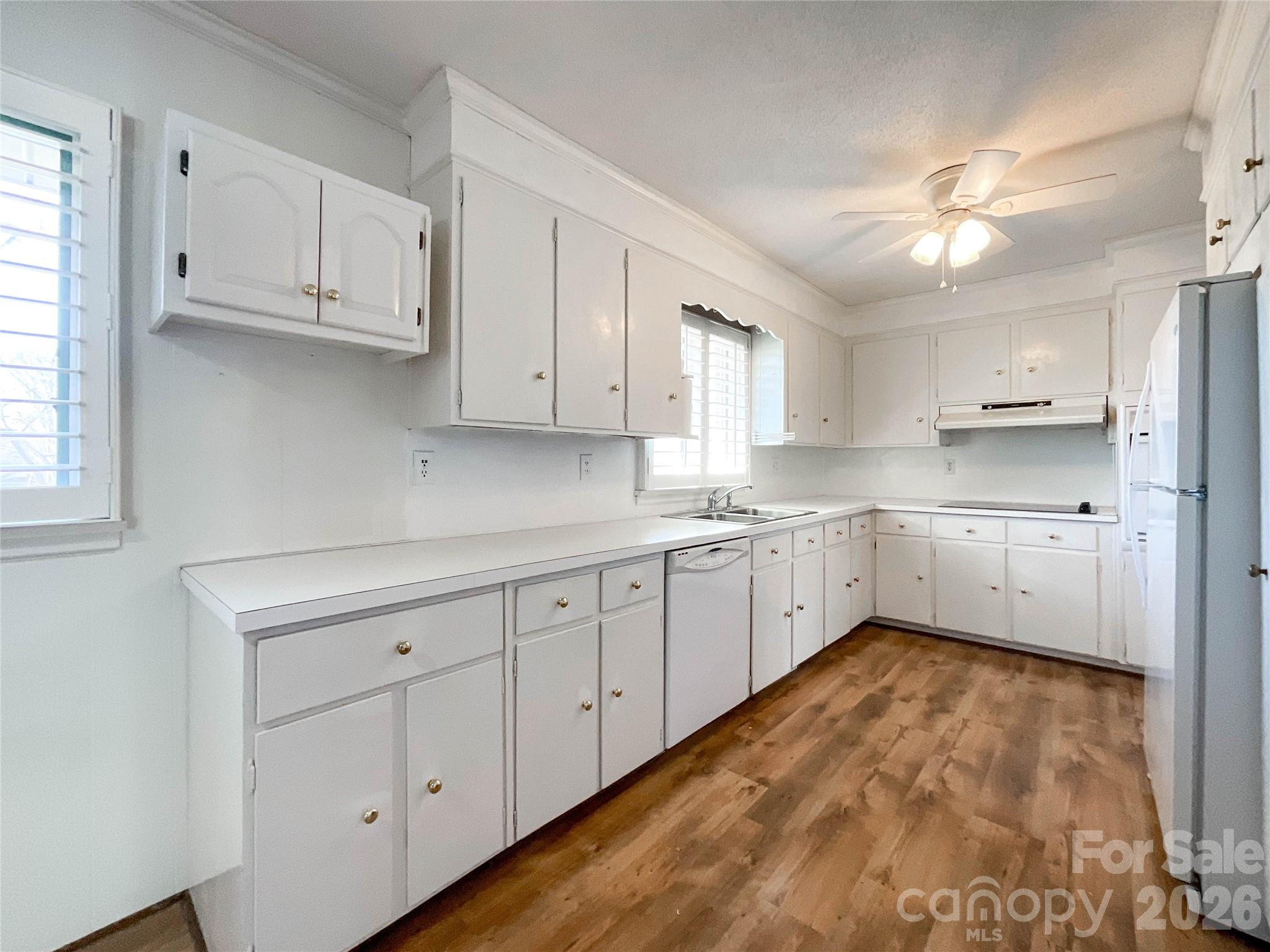 13909 Idlewild Road
