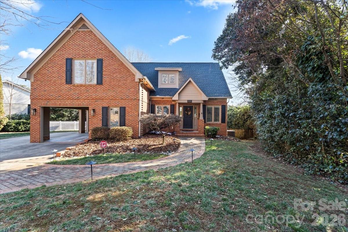 1130 Montford Drive
