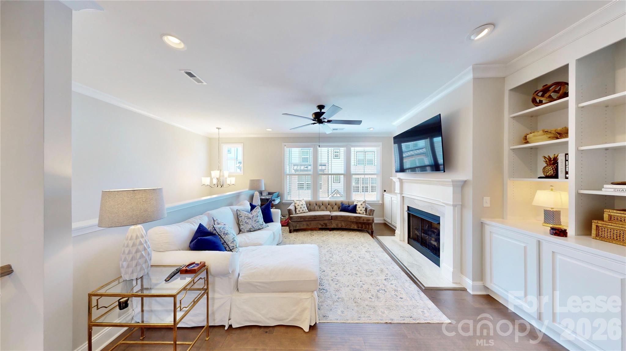 421 Grey Reagan Trail