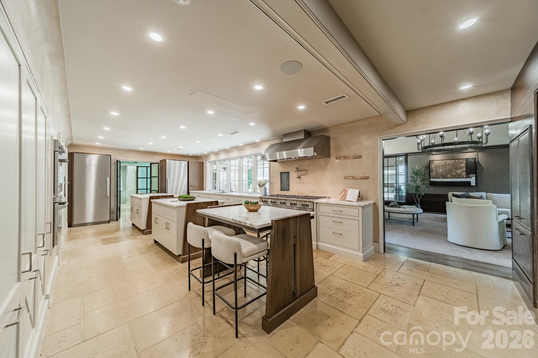 1201 Marlwood Terrace