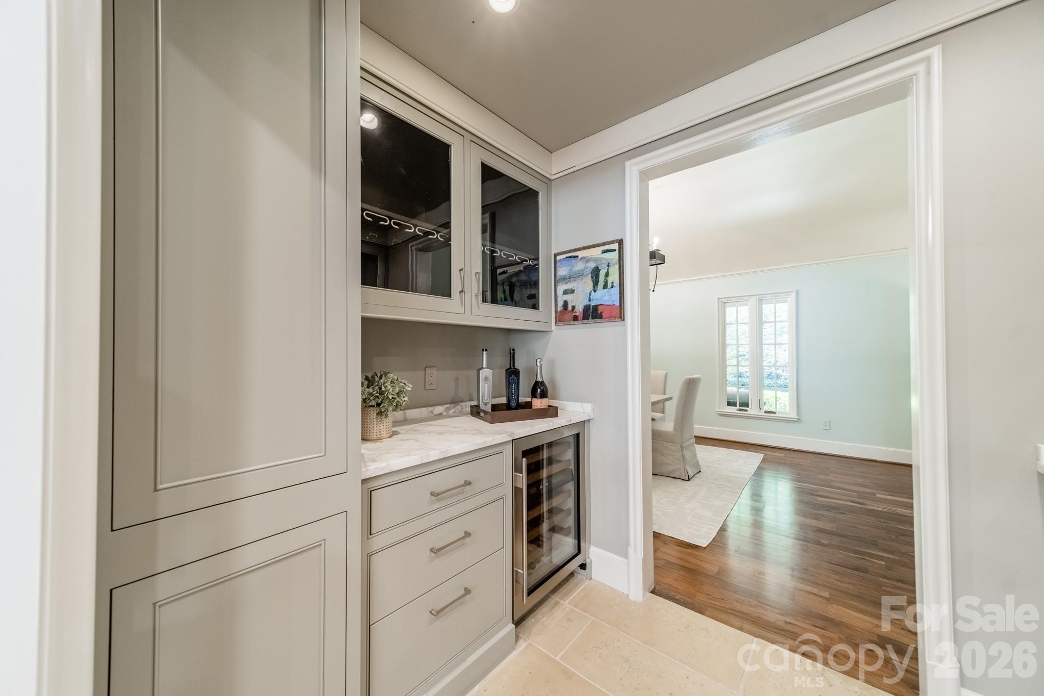 1201 Marlwood Terrace