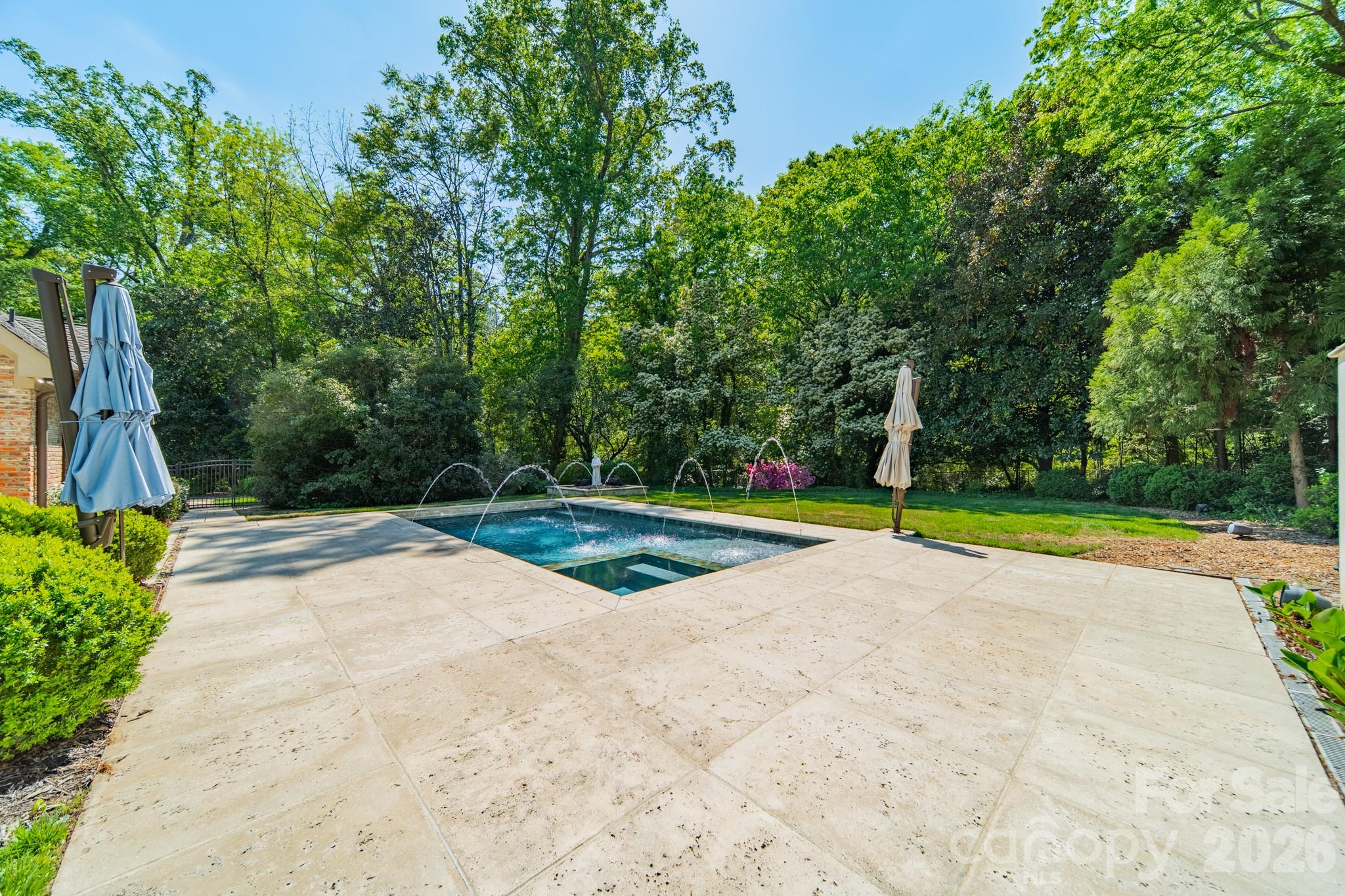 1201 Marlwood Terrace