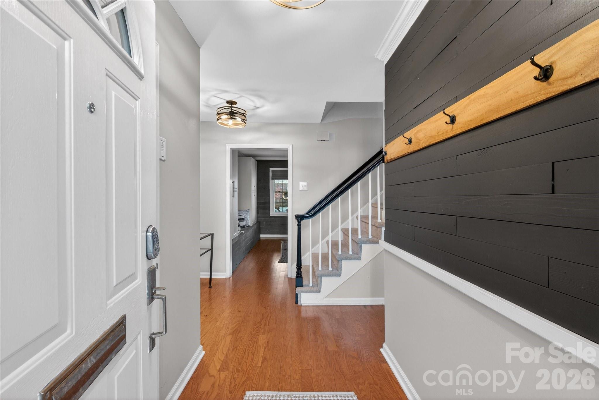 2331 Hayloft Circle