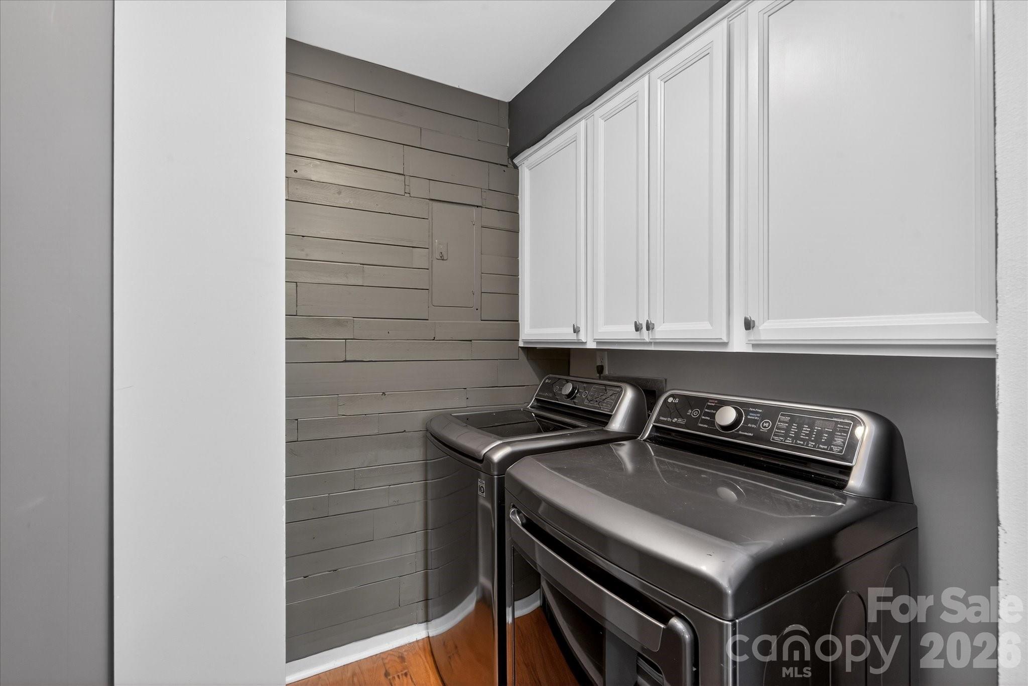 2331 Hayloft Circle