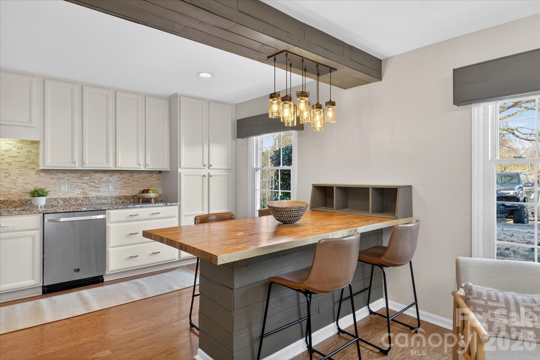 2331 Hayloft Circle