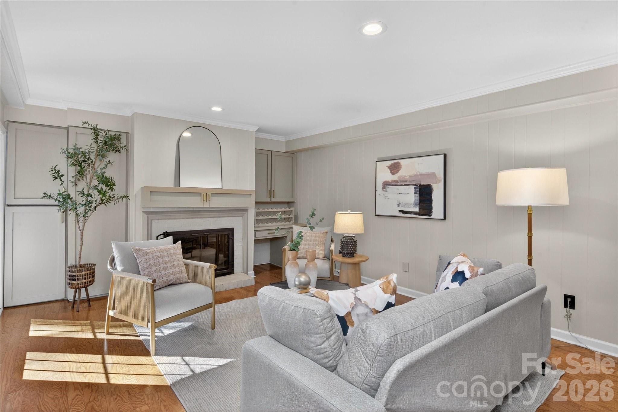 2331 Hayloft Circle