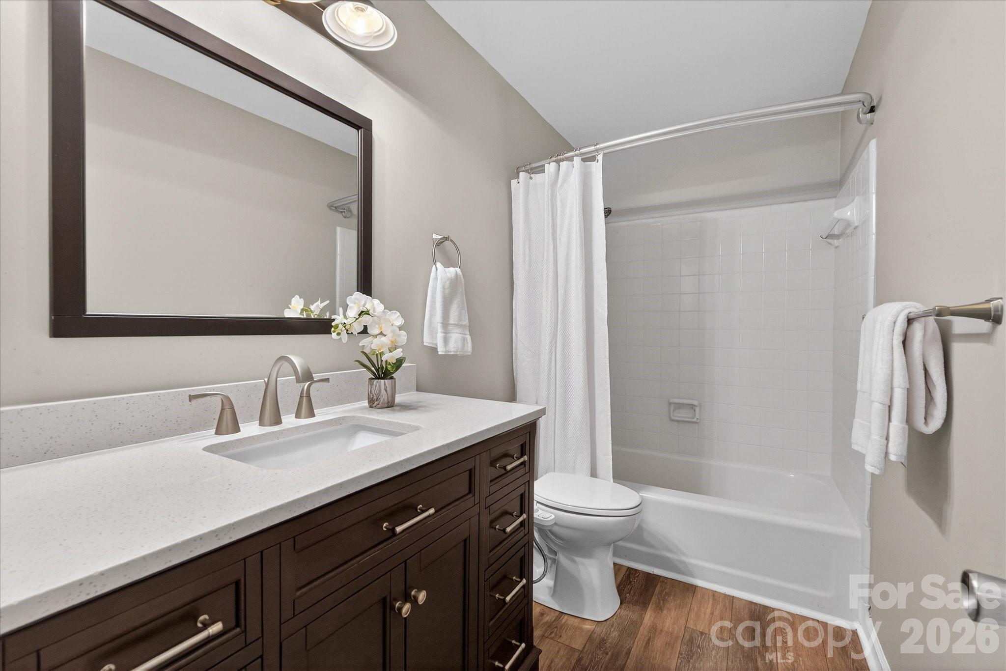 2331 Hayloft Circle