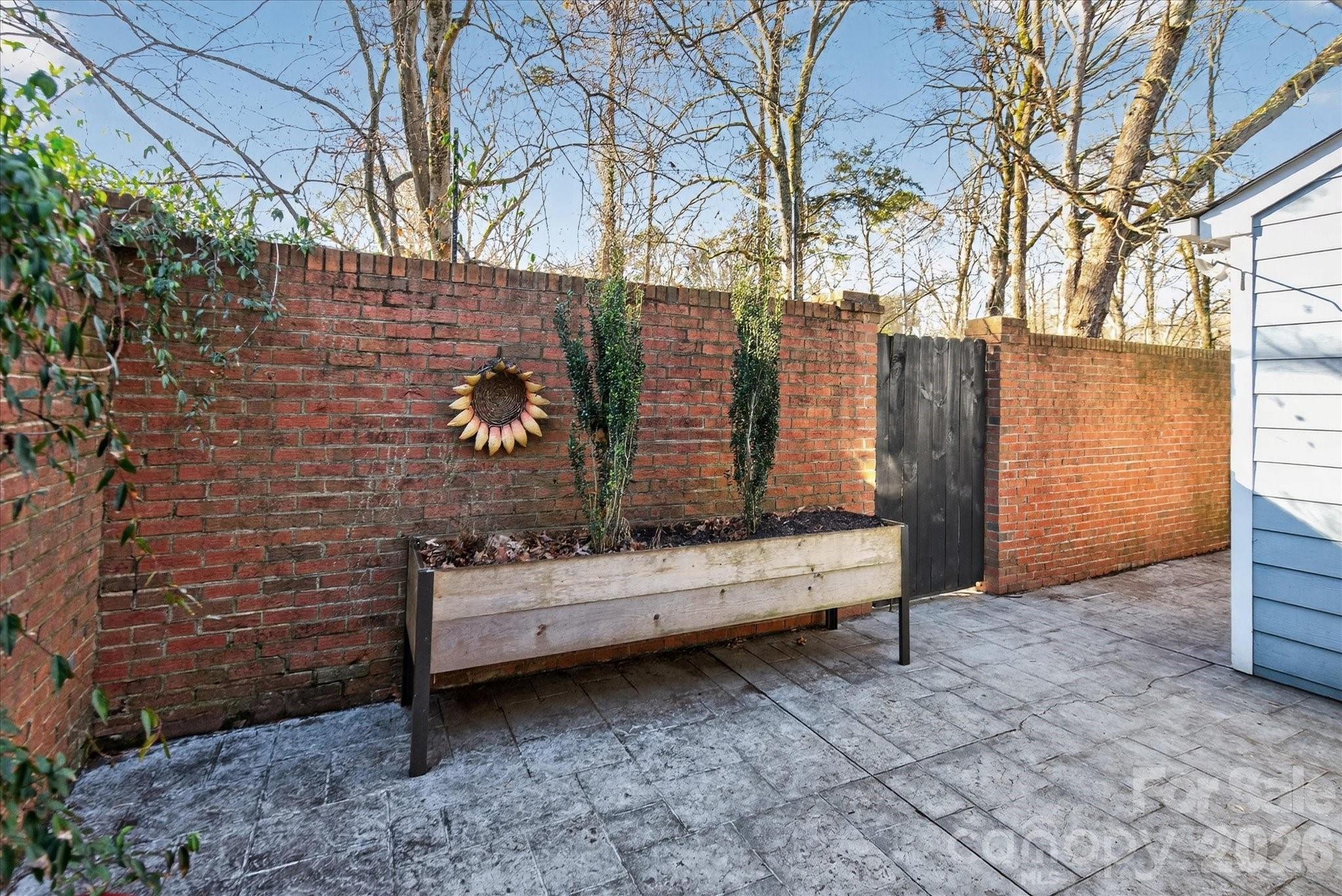 2331 Hayloft Circle