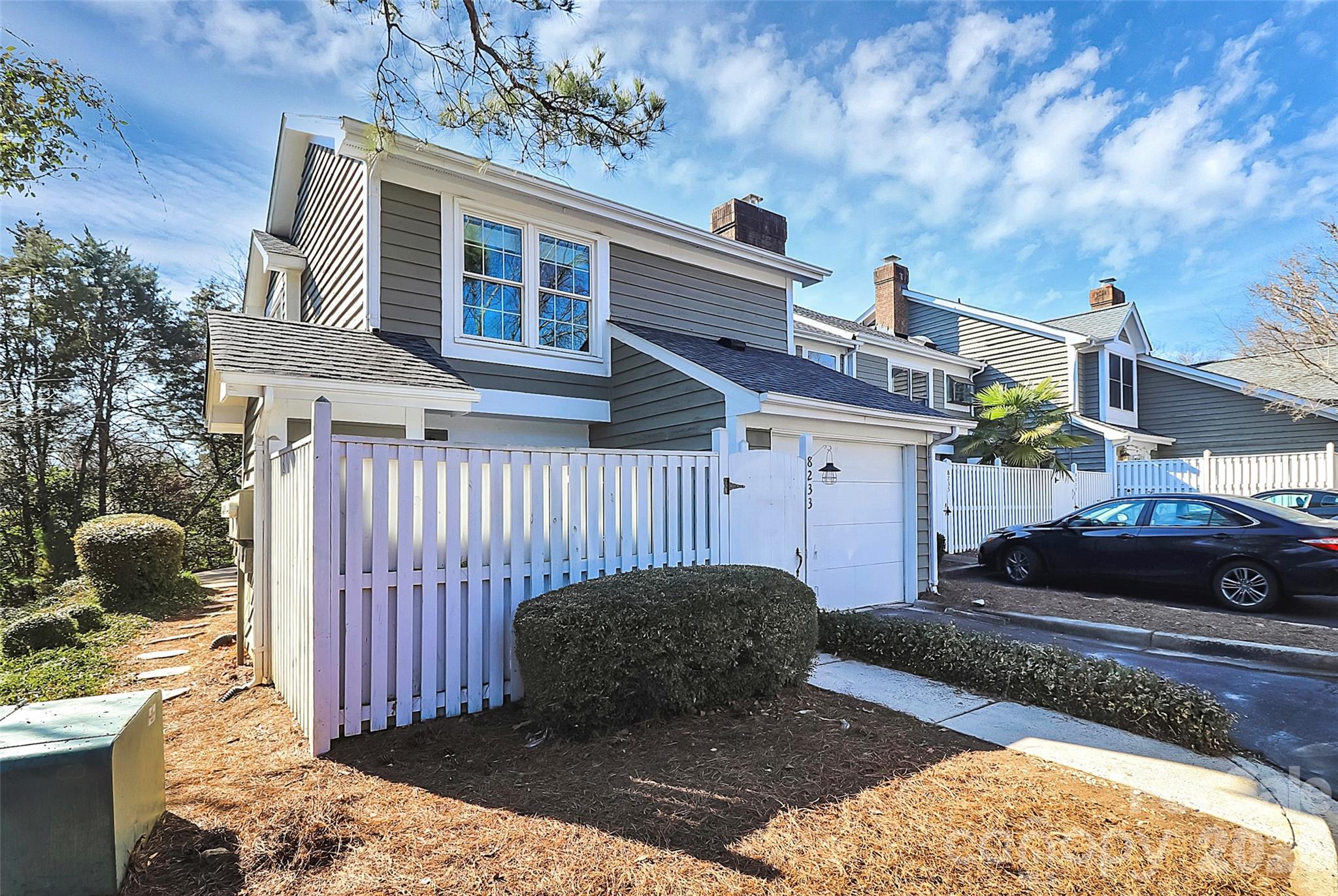 8233 Tradd Court