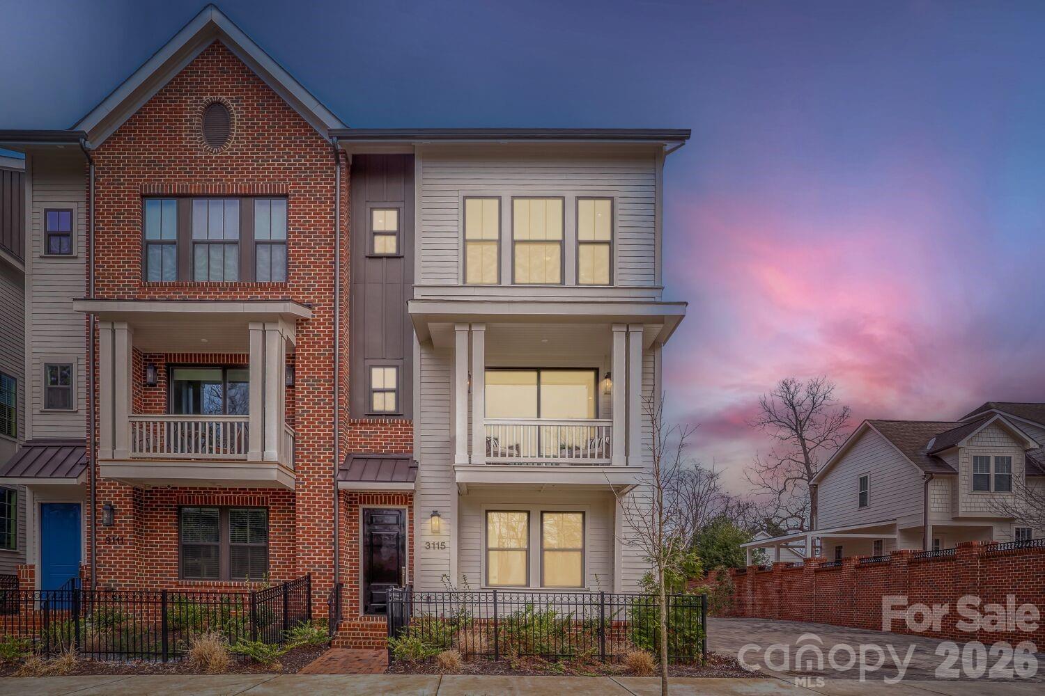 3115 Pinehurst Place
