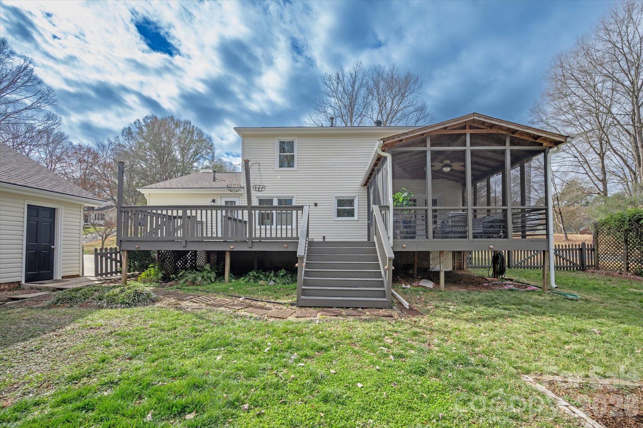 4017 Old Stone Road