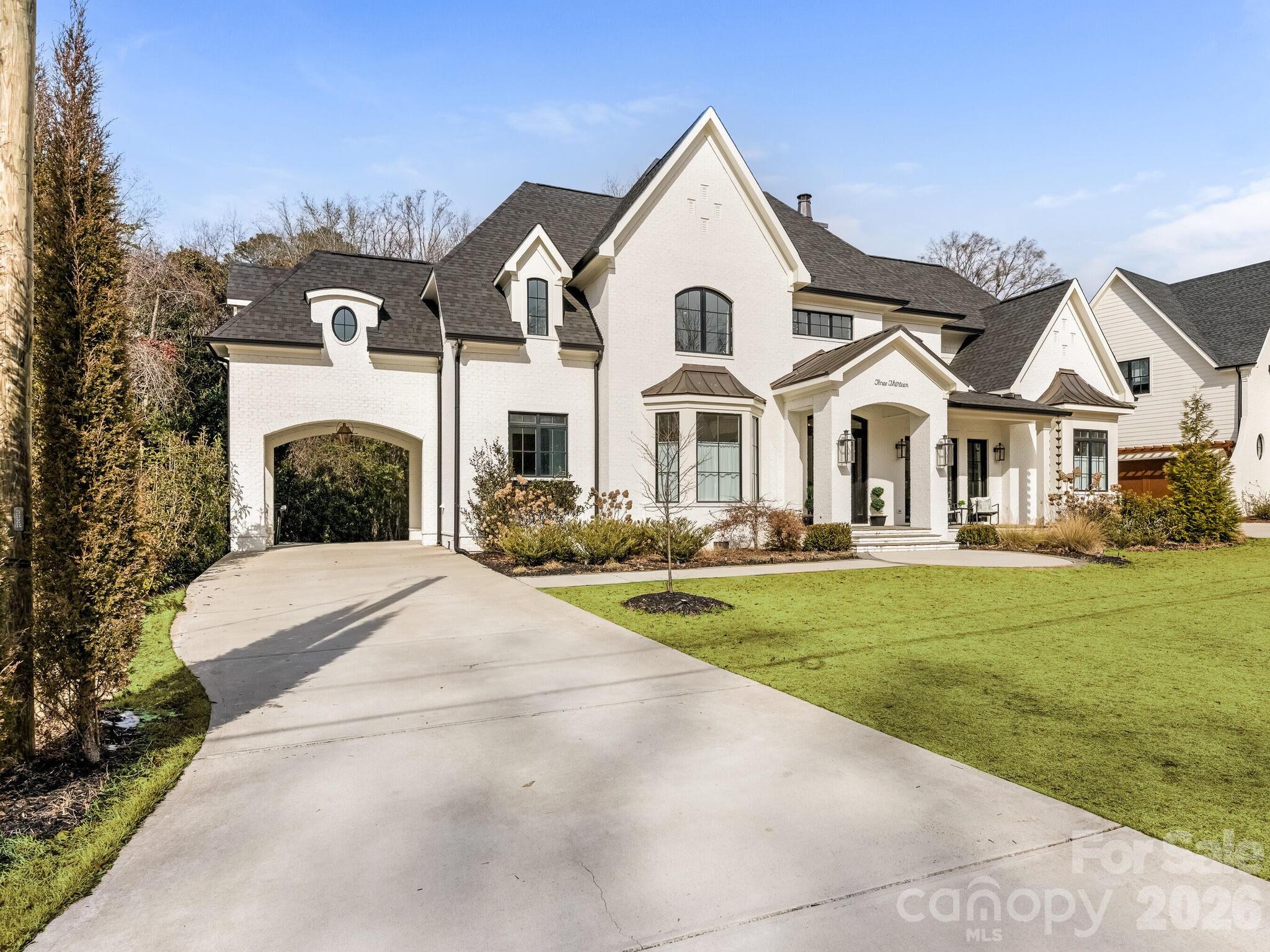 313 Wonderwood Drive