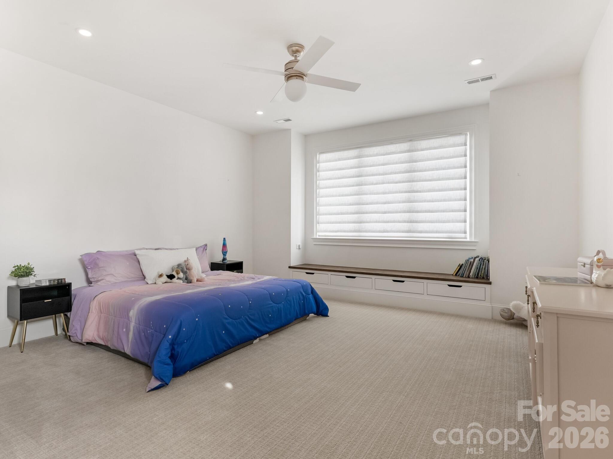 313 Wonderwood Drive