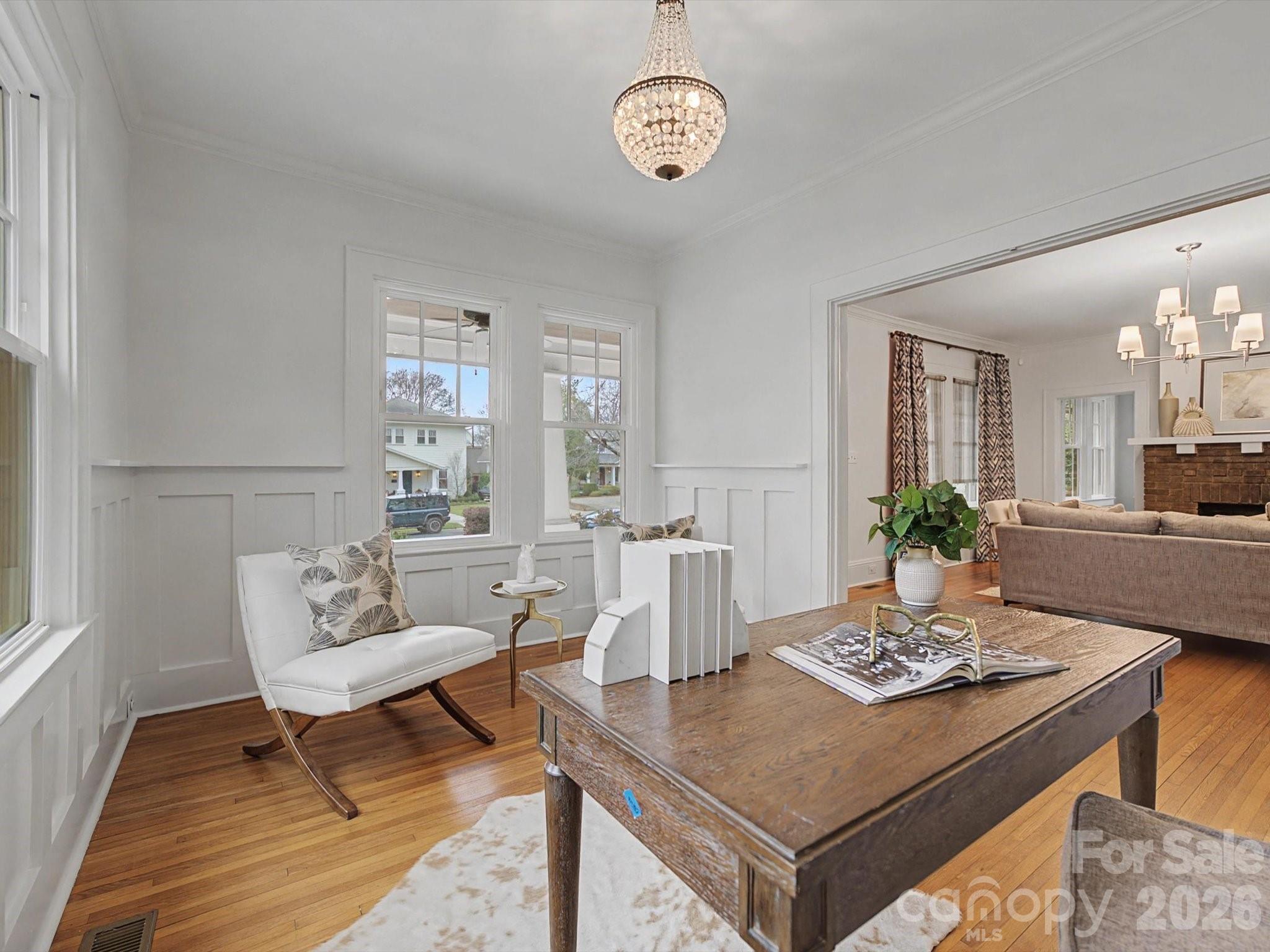 215 Circle Avenue