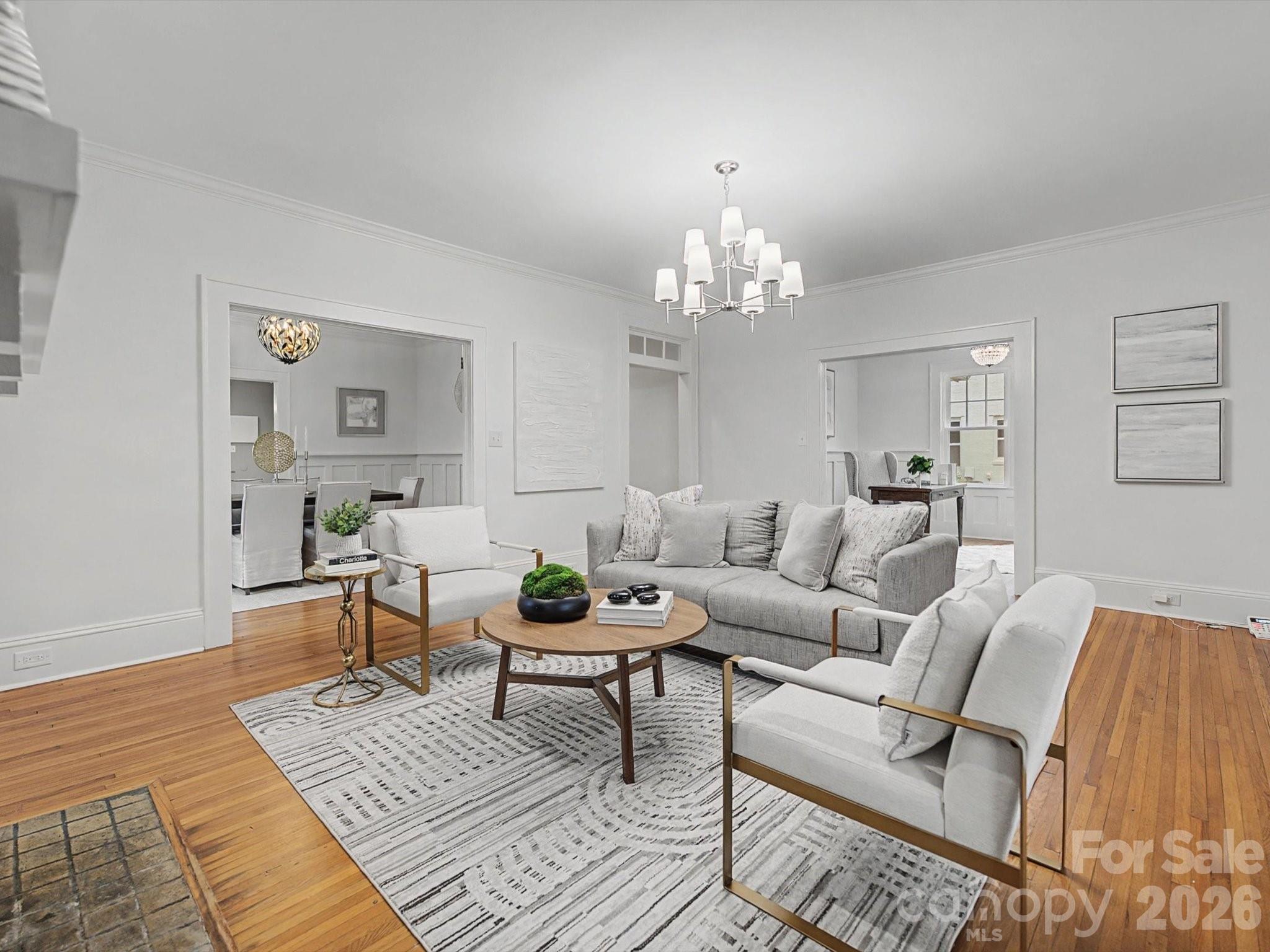 215 Circle Avenue