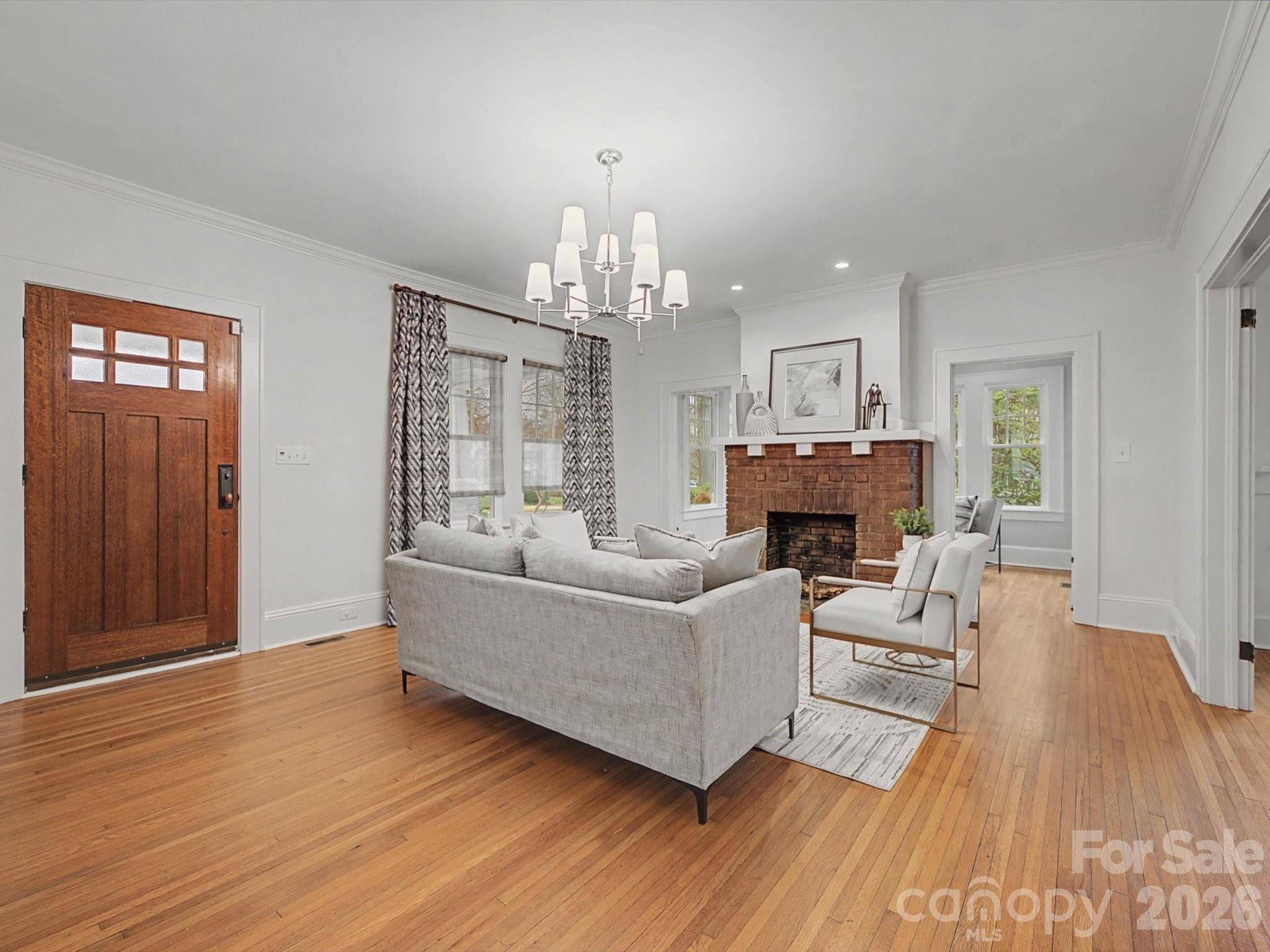 215 Circle Avenue