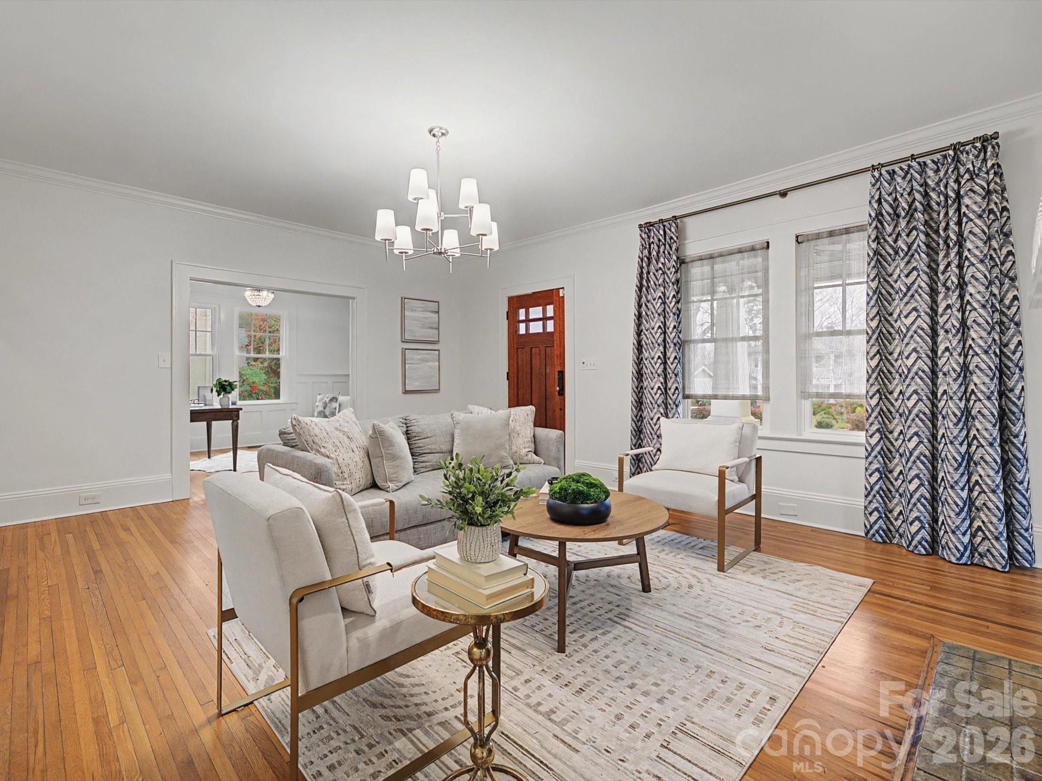 215 Circle Avenue