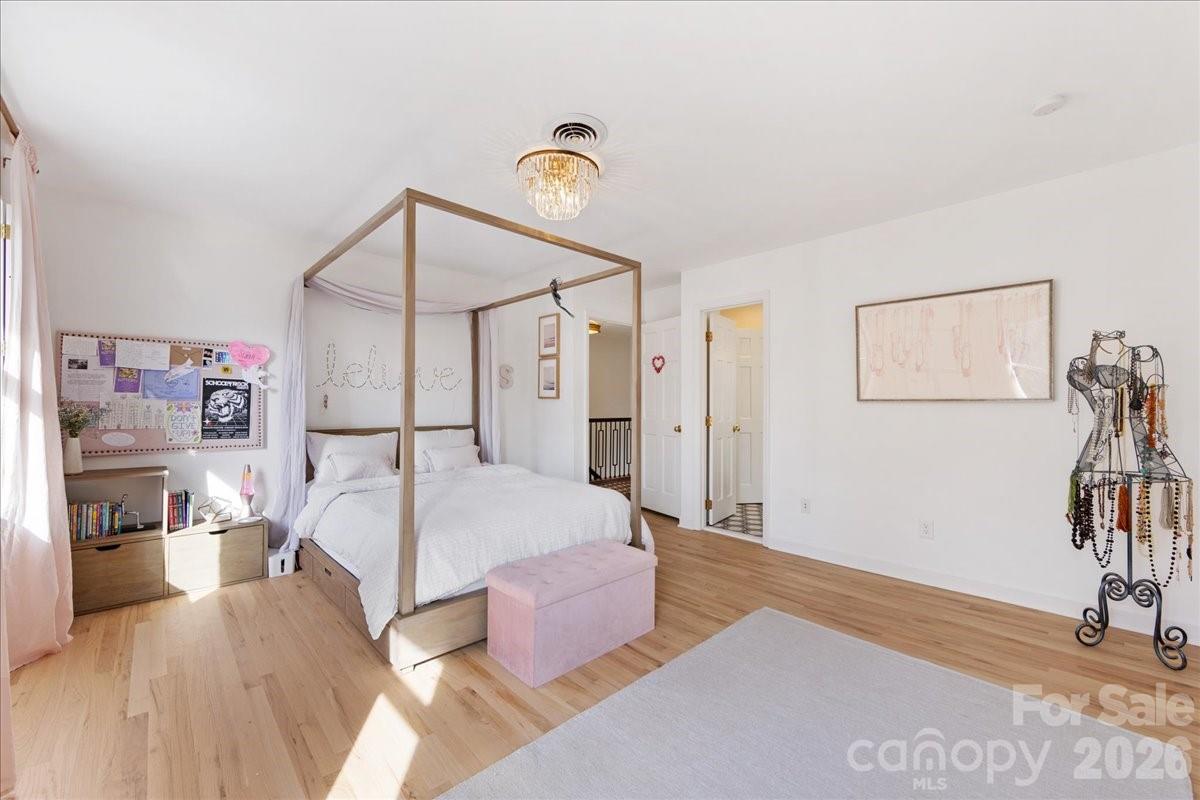 5122 Little Brook Lane
