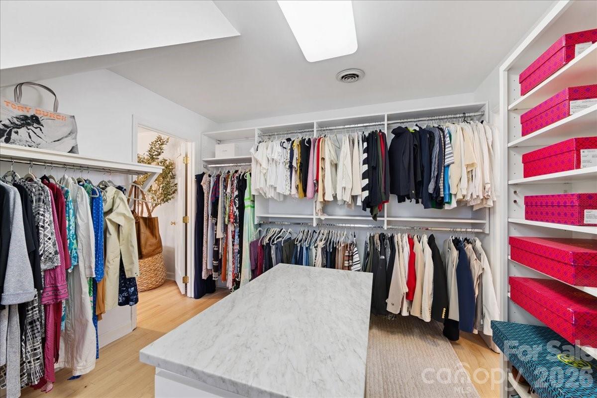 5122 Little Brook Lane