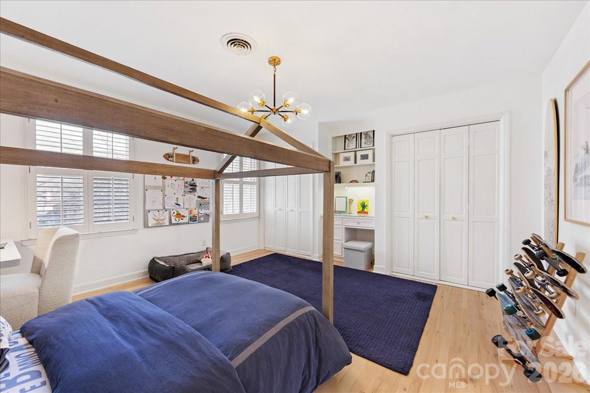 5122 Little Brook Lane