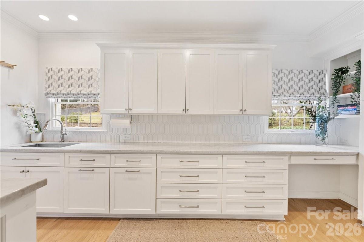 5122 Little Brook Lane
