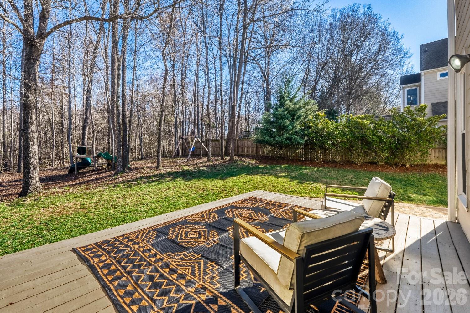 8607 Forest Shadow Circle