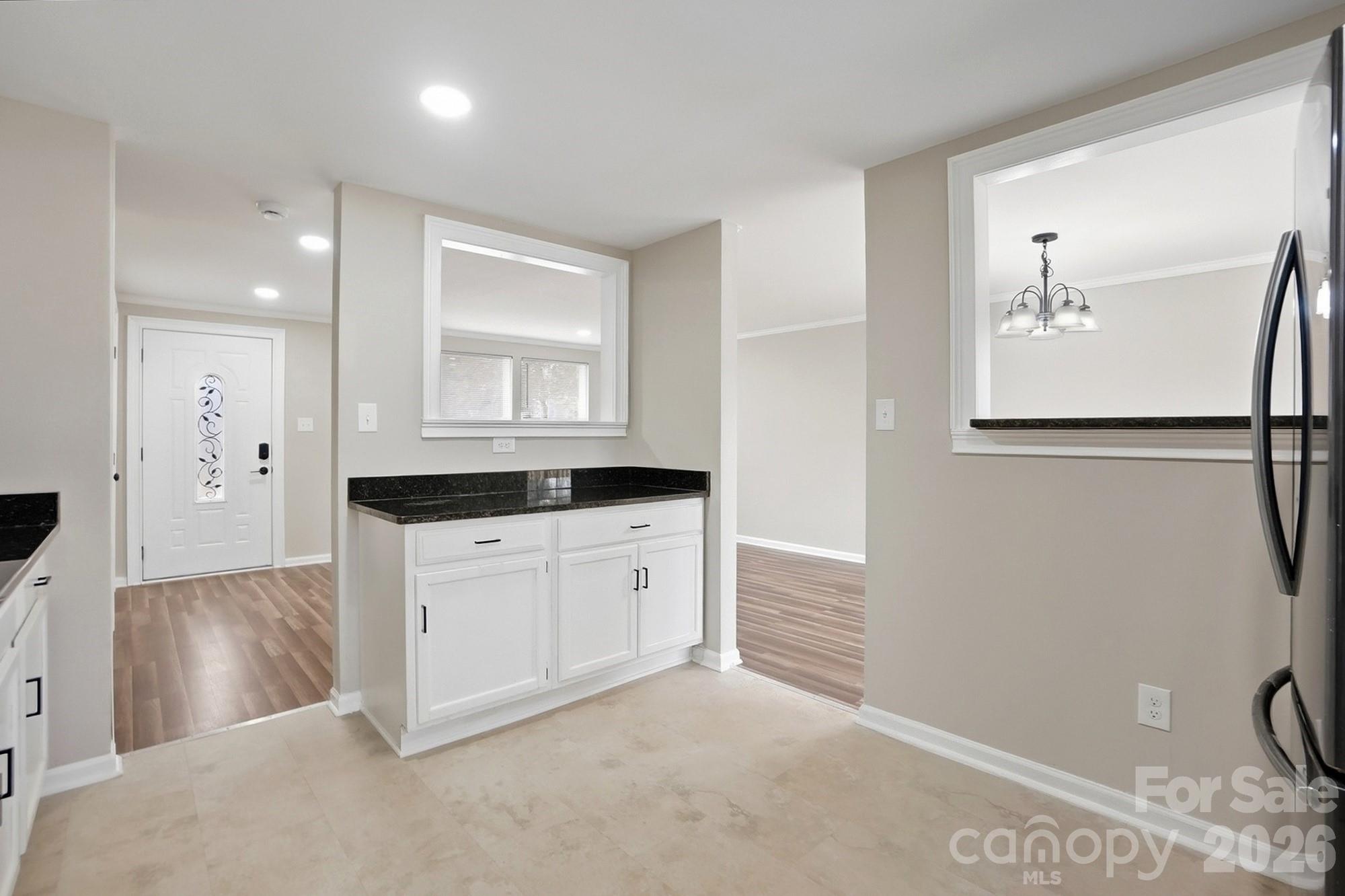 6621 Piney Path Road