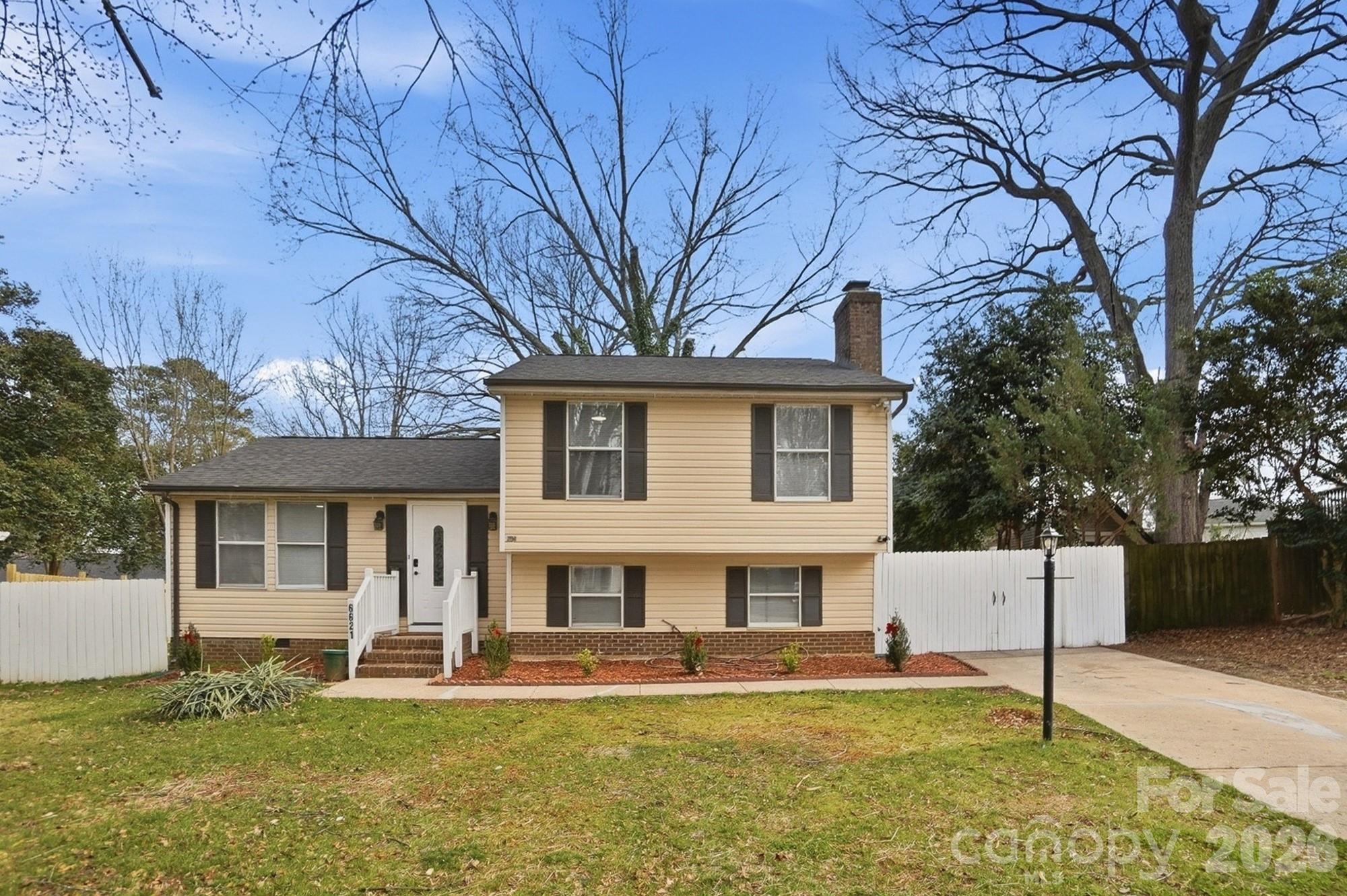 6621 Piney Path Road