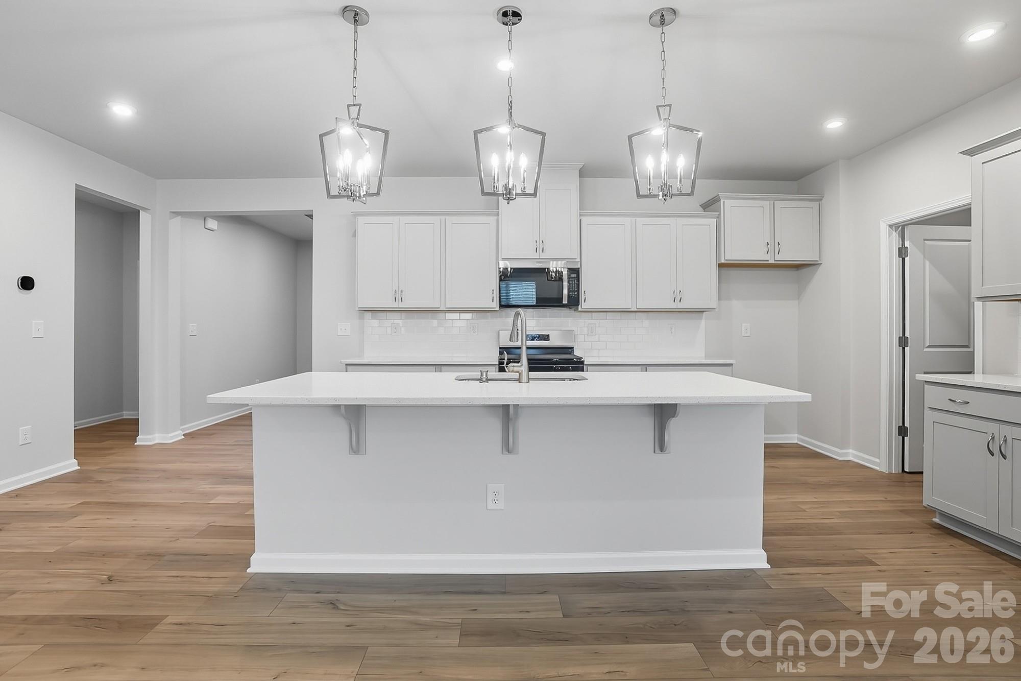 1505 Miriam Way