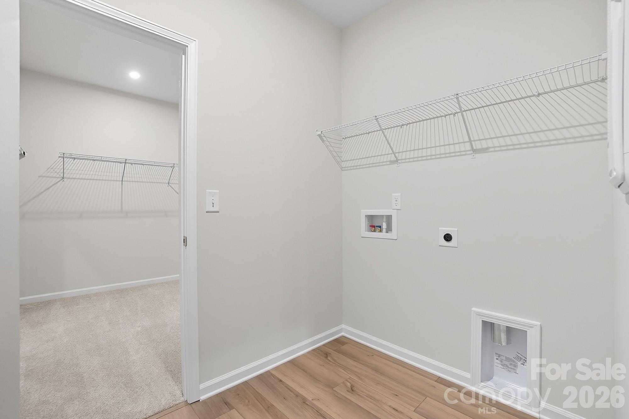 1505 Miriam Way