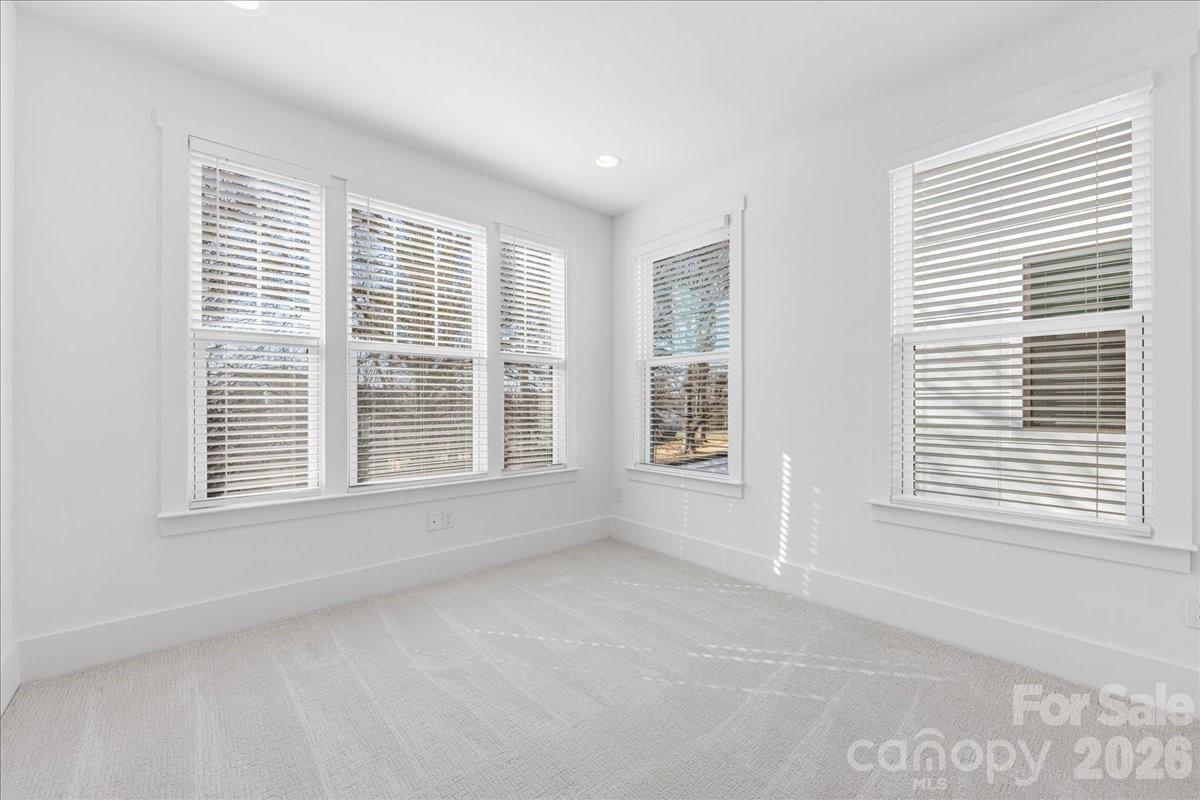 1611 Chippendale Road