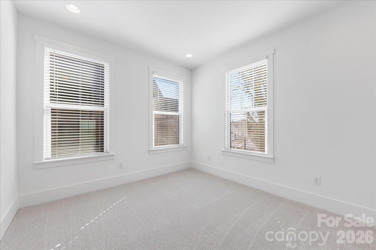 1611 Chippendale Road