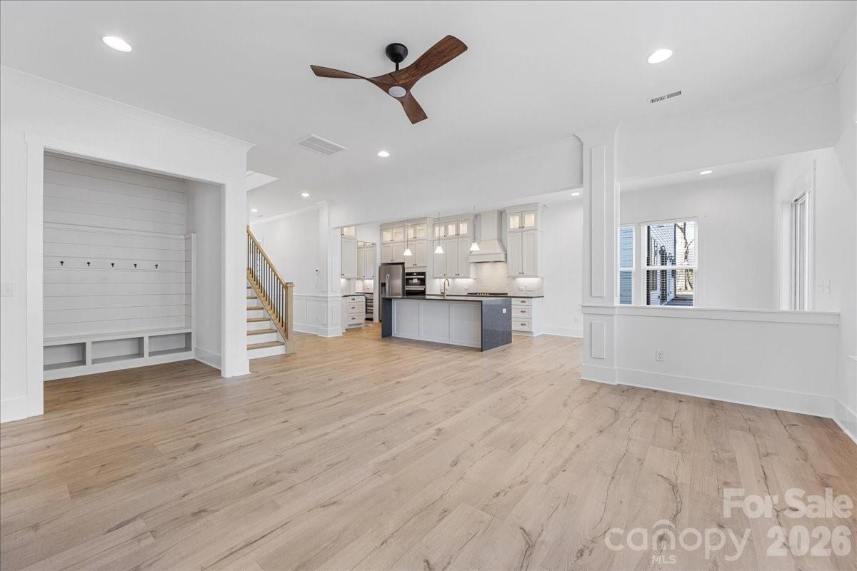 1611 Chippendale Road