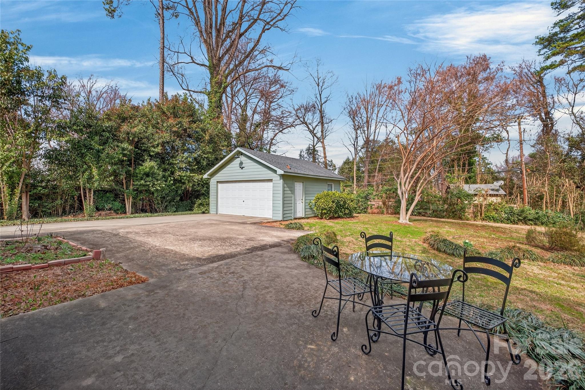 731 Sandridge Road