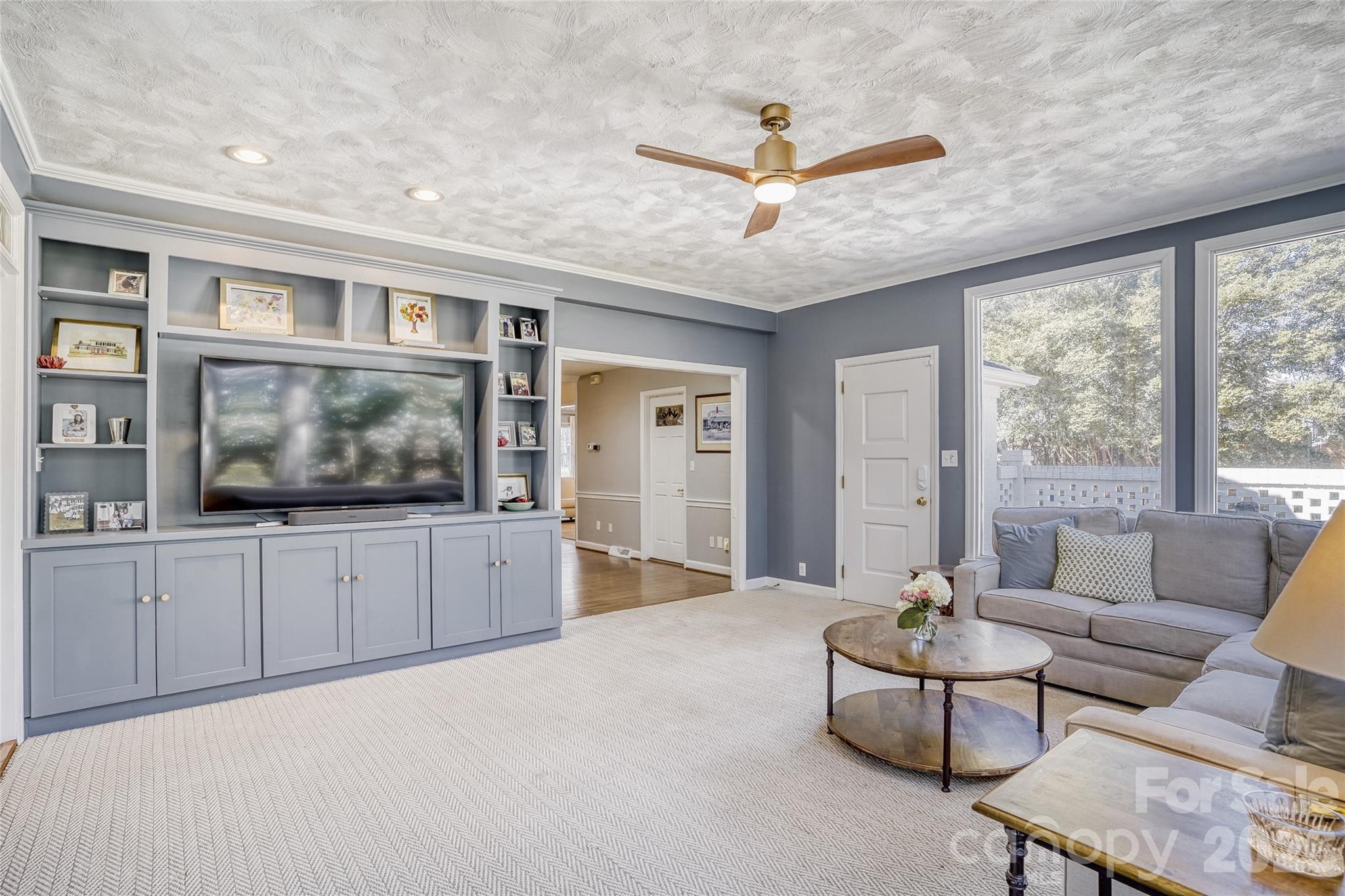 5631 Rebel Drive