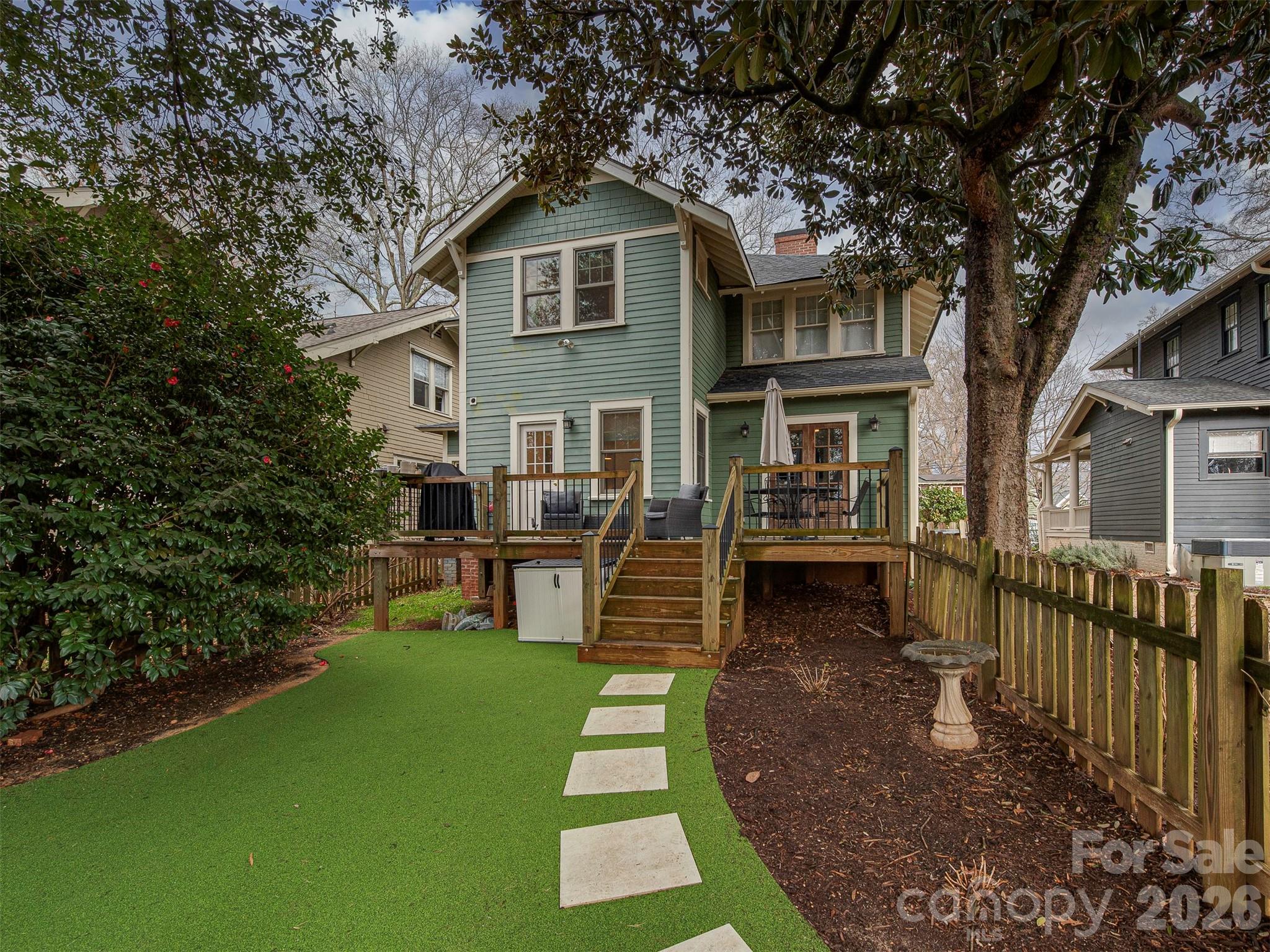 720 Clement Avenue