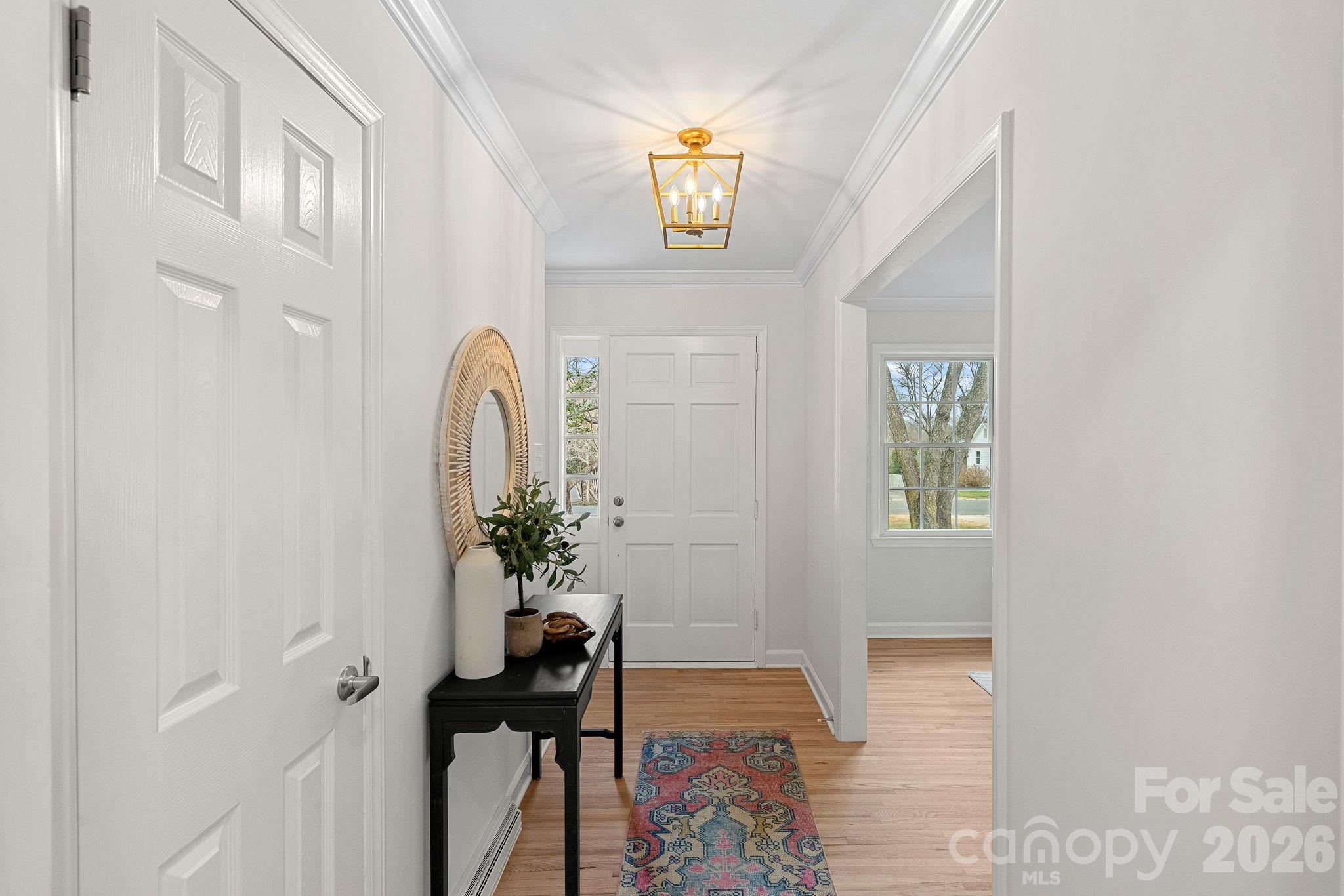 6040 Springhouse Lane