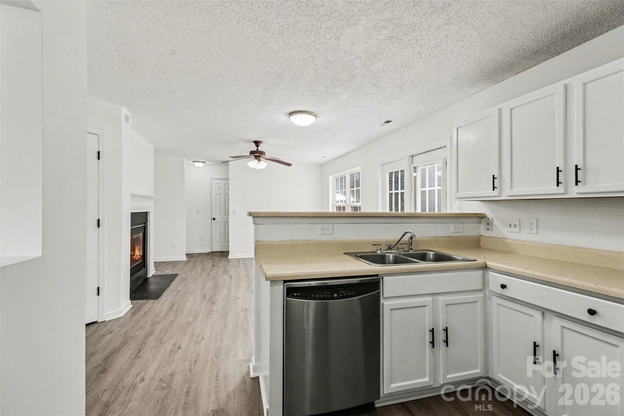 4407 Devonhill Lane