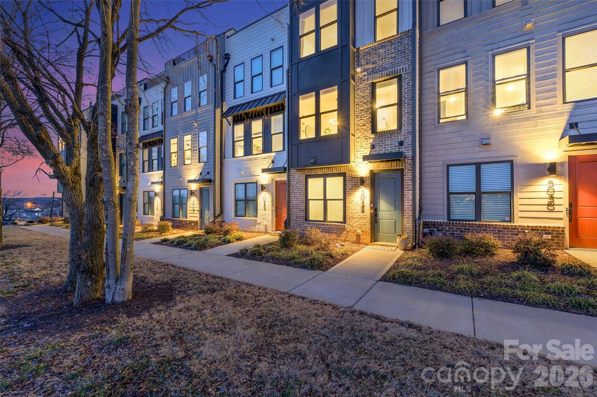 5026 Tiny Lane
