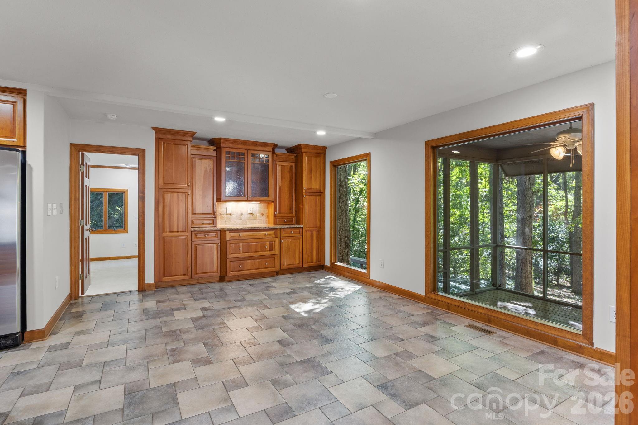 19322 Yachtman Drive