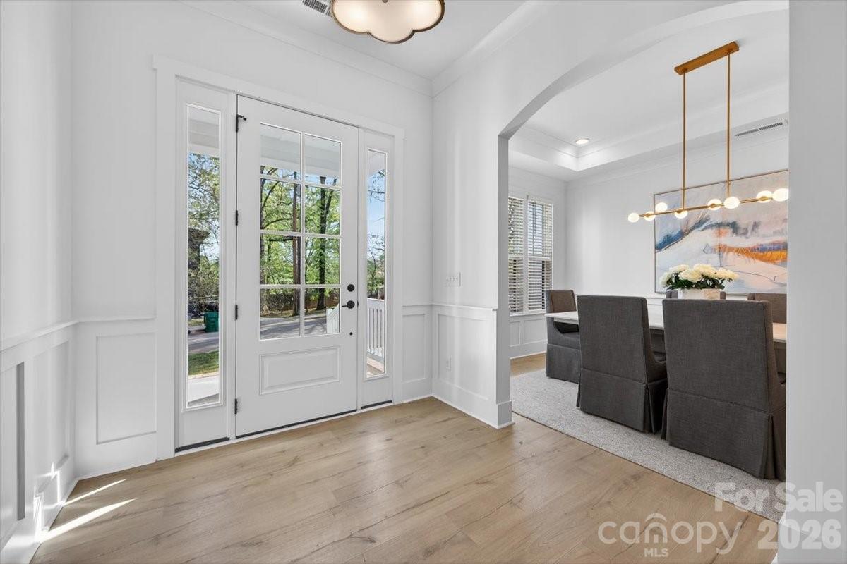1607 Chippendale Road