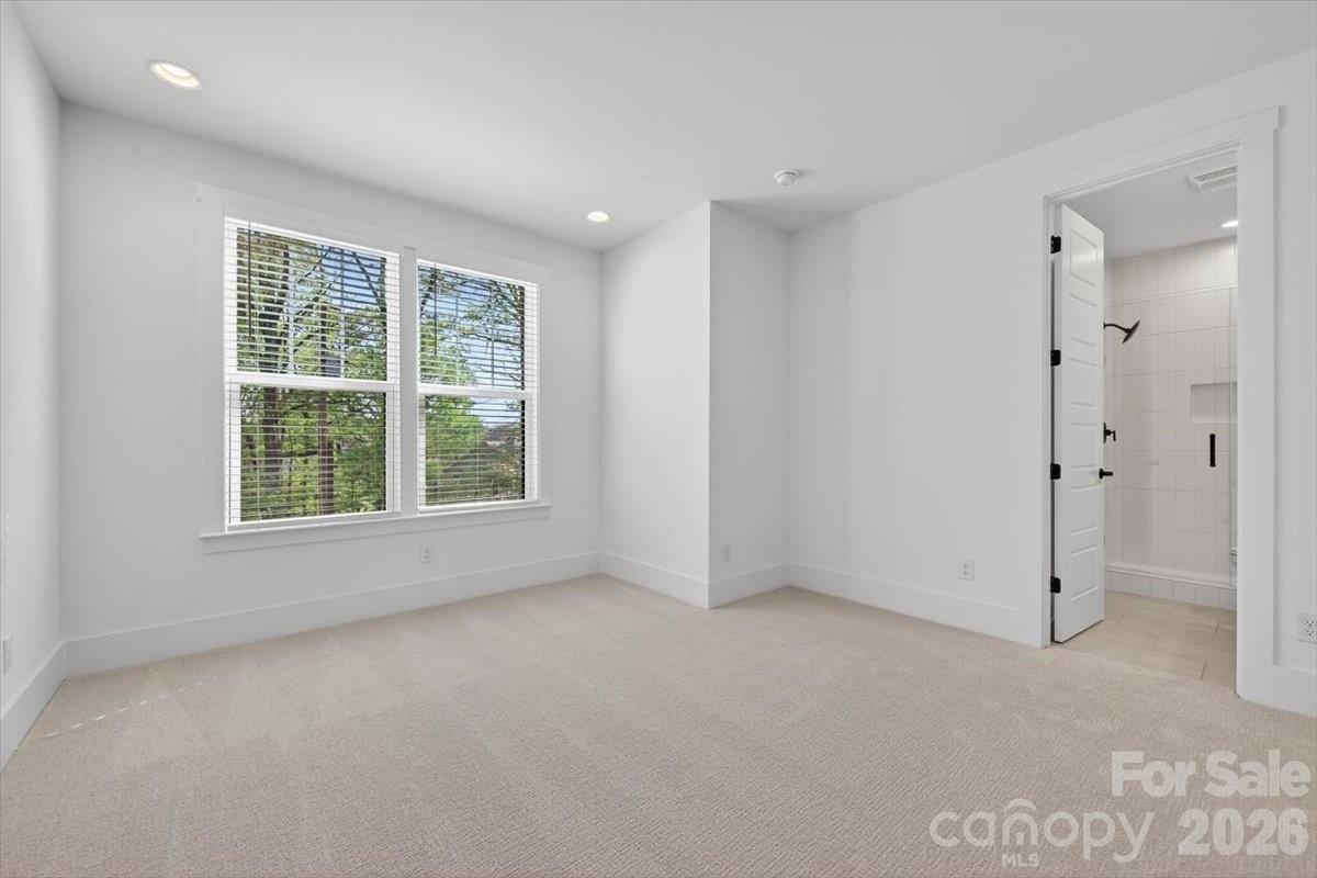 1607 Chippendale Road