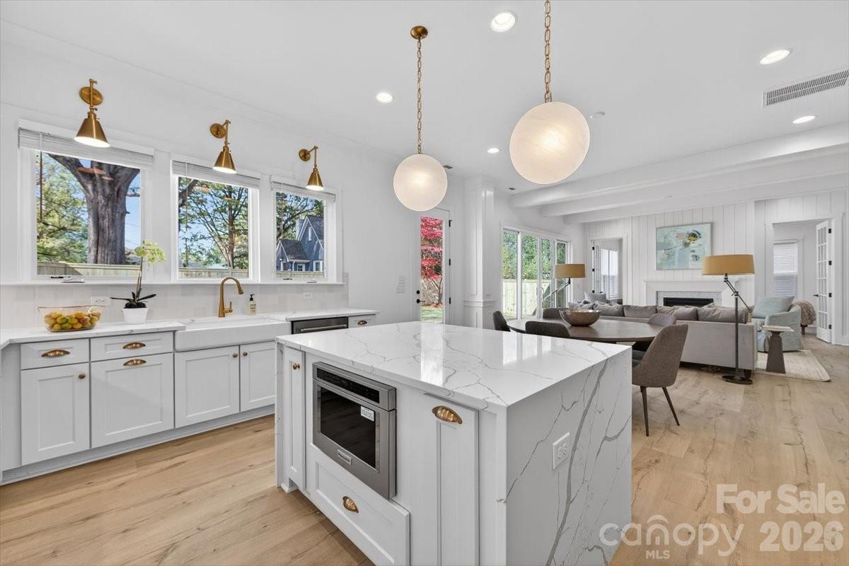 1607 Chippendale Road