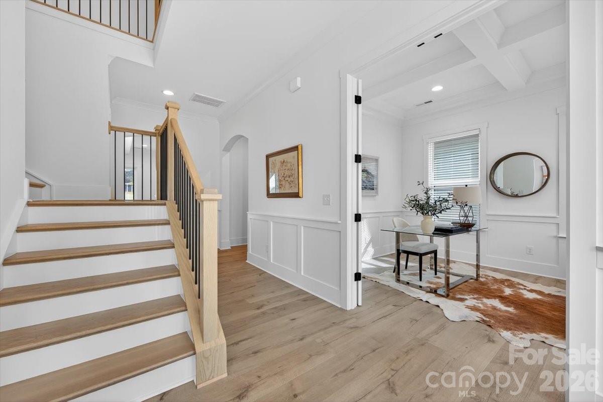 1607 Chippendale Road