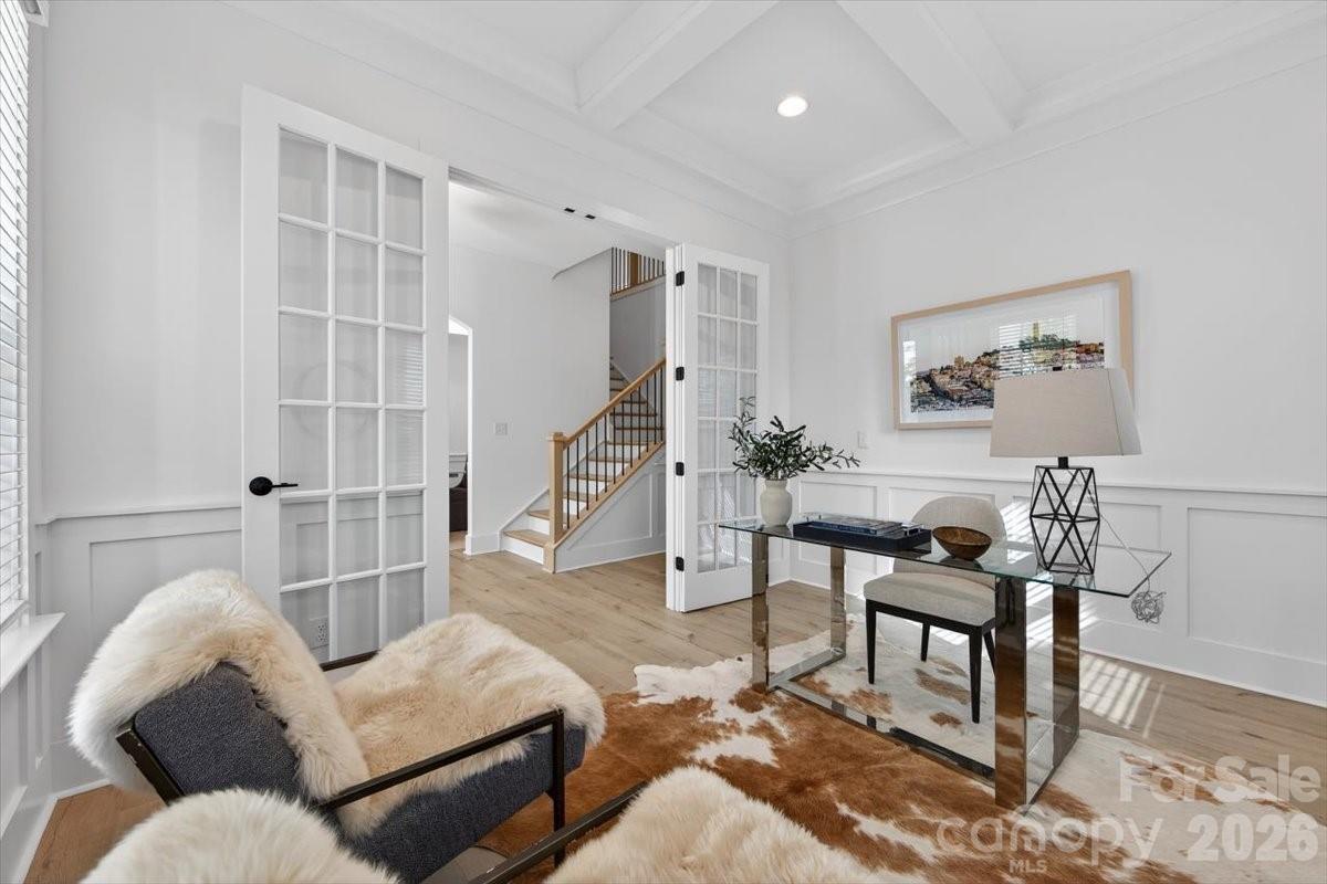 1607 Chippendale Road