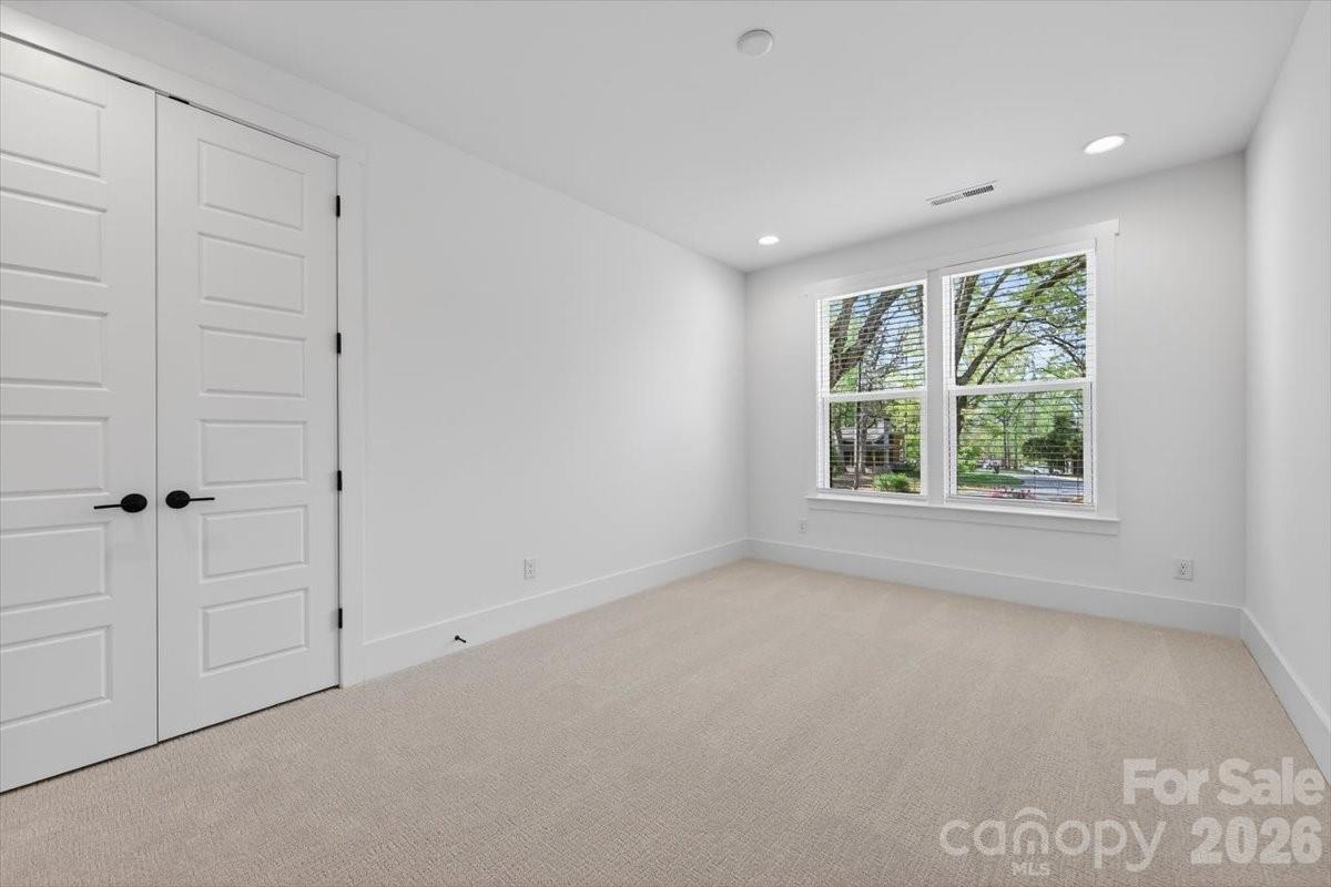 1607 Chippendale Road