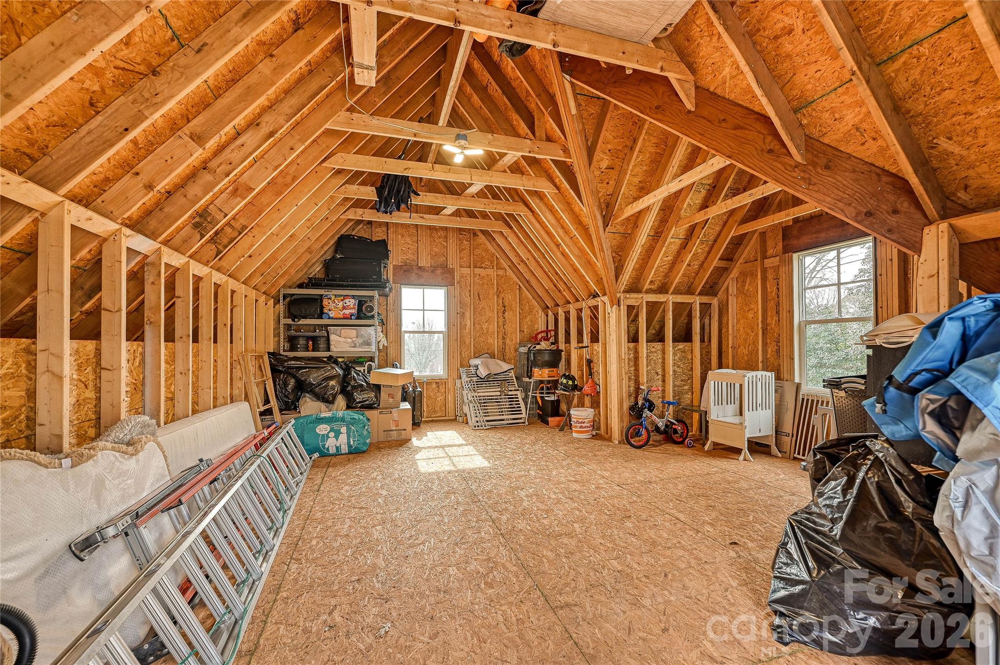 4325 Tangle Dr