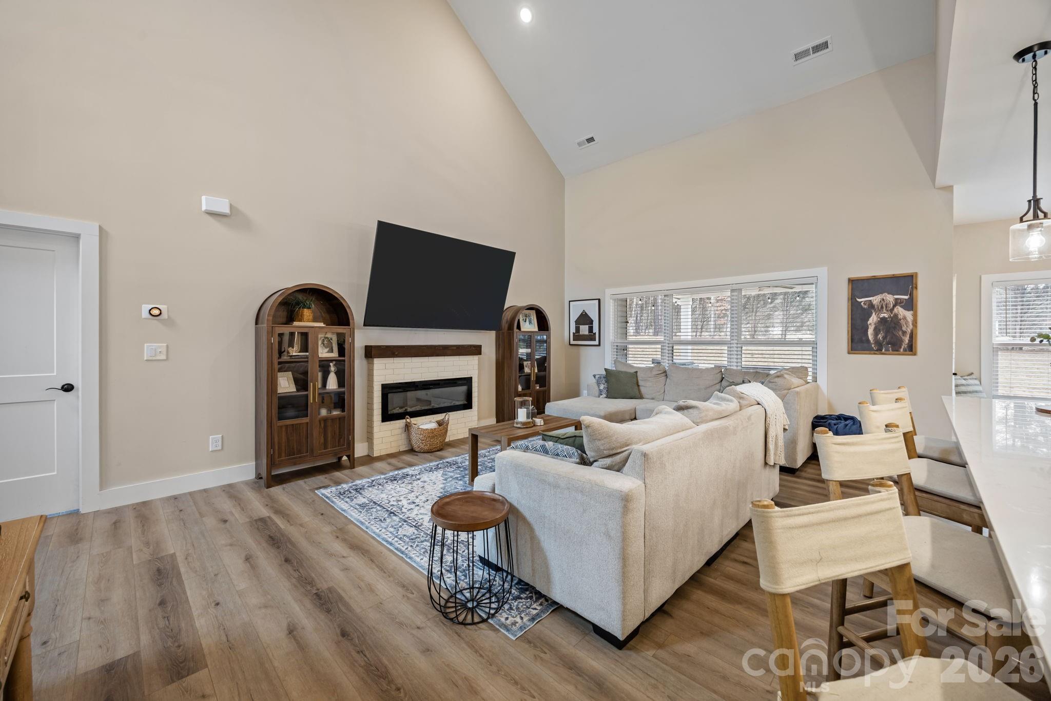 124 Falls Leaf Drive