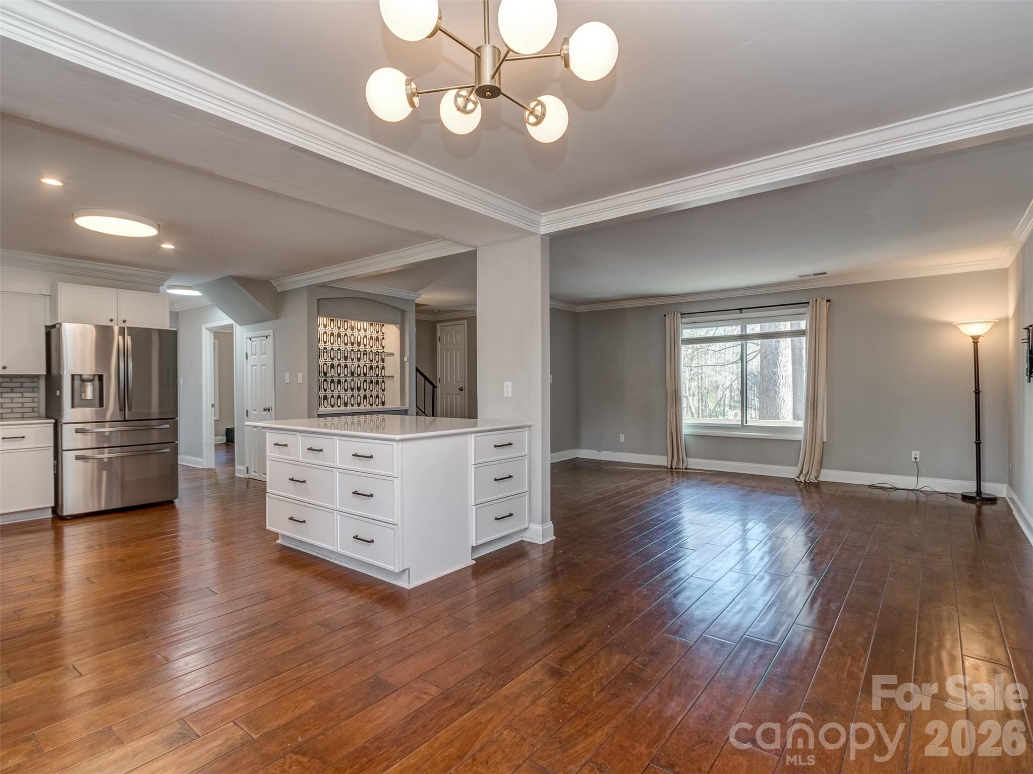 7000 Valley Haven Drive