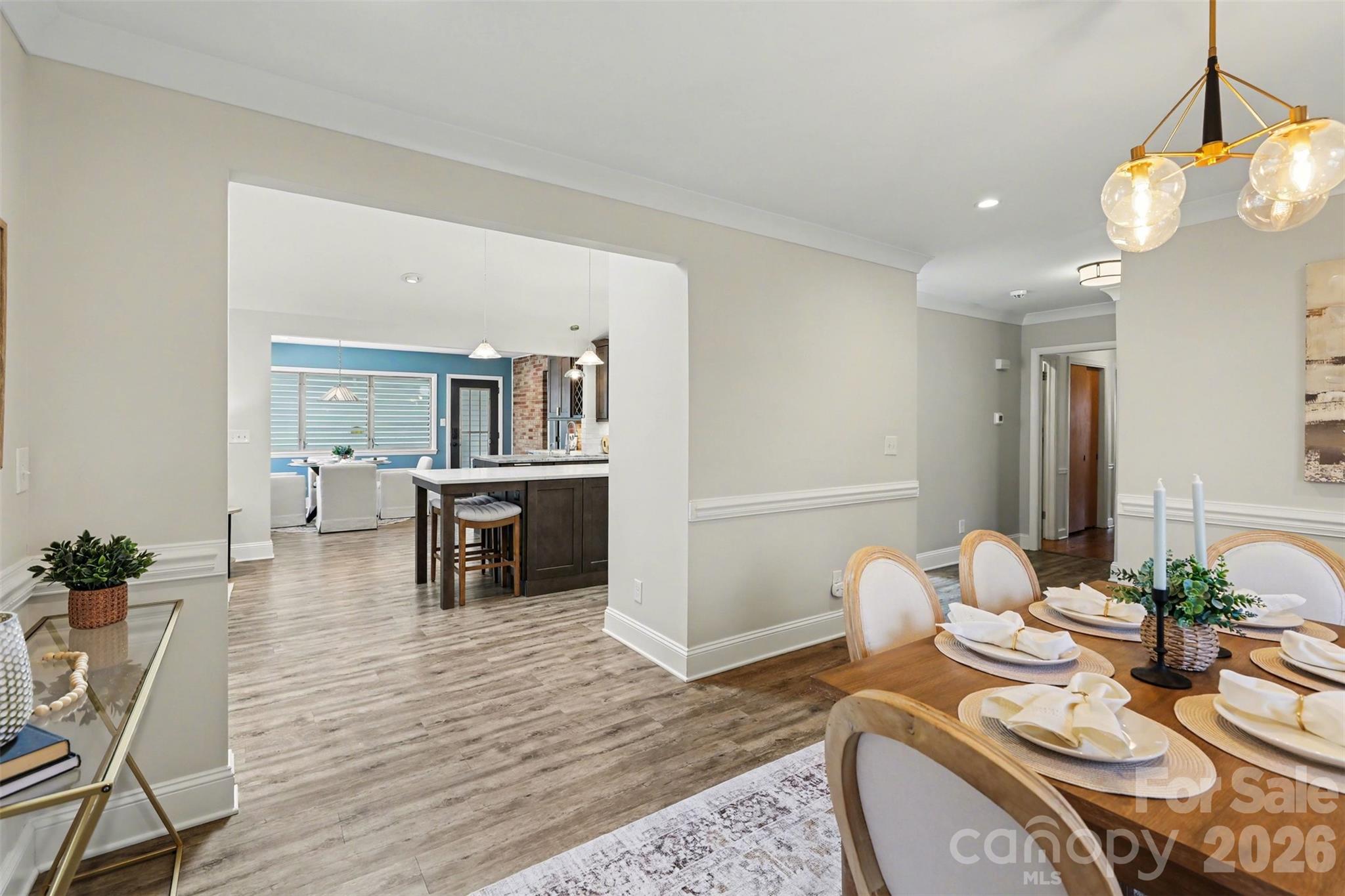 4119 Wall Street